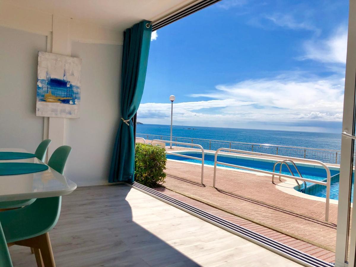 Magnifique Appartement En Front De Mer, Caneylles Roses Exteriér fotografie