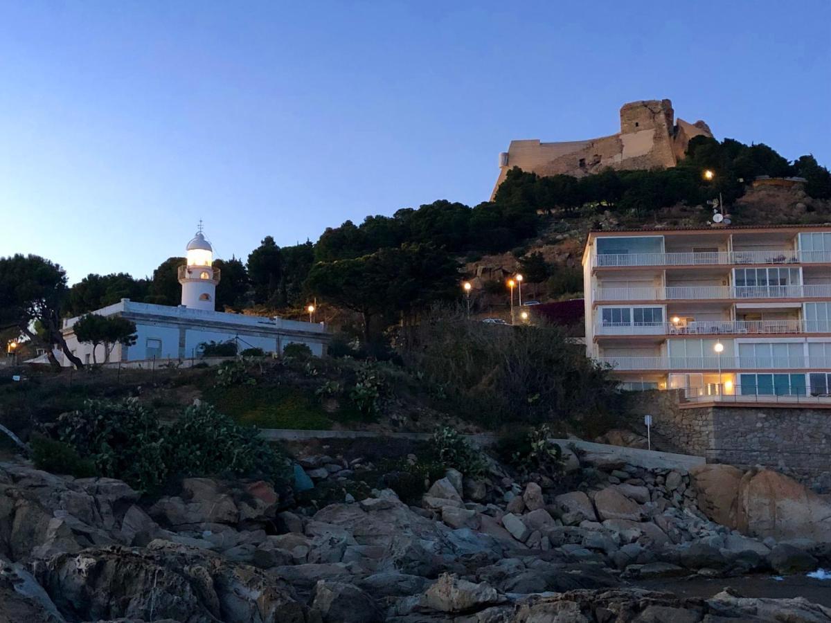 Magnifique Appartement En Front De Mer, Caneylles Roses Exteriér fotografie