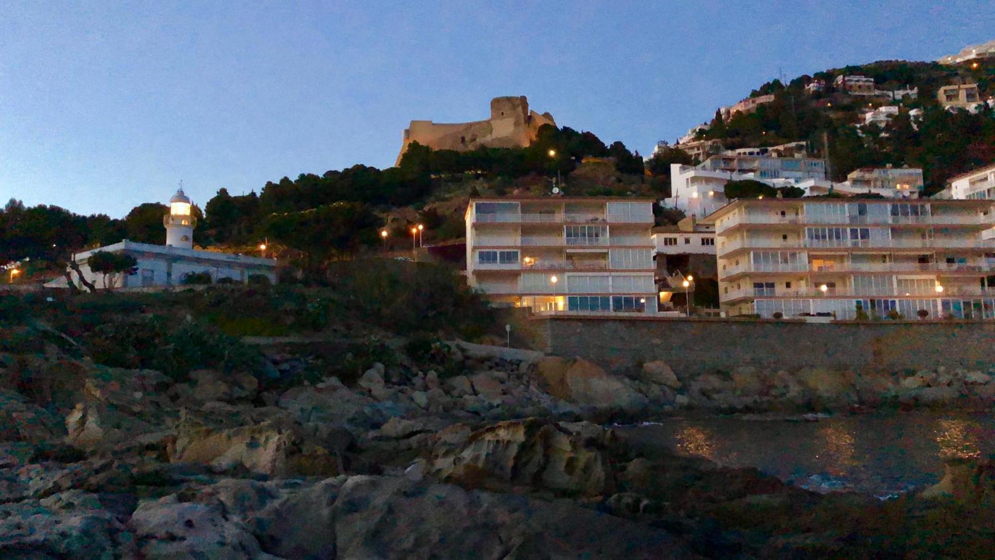 Magnifique Appartement En Front De Mer, Caneylles Roses Exteriér fotografie